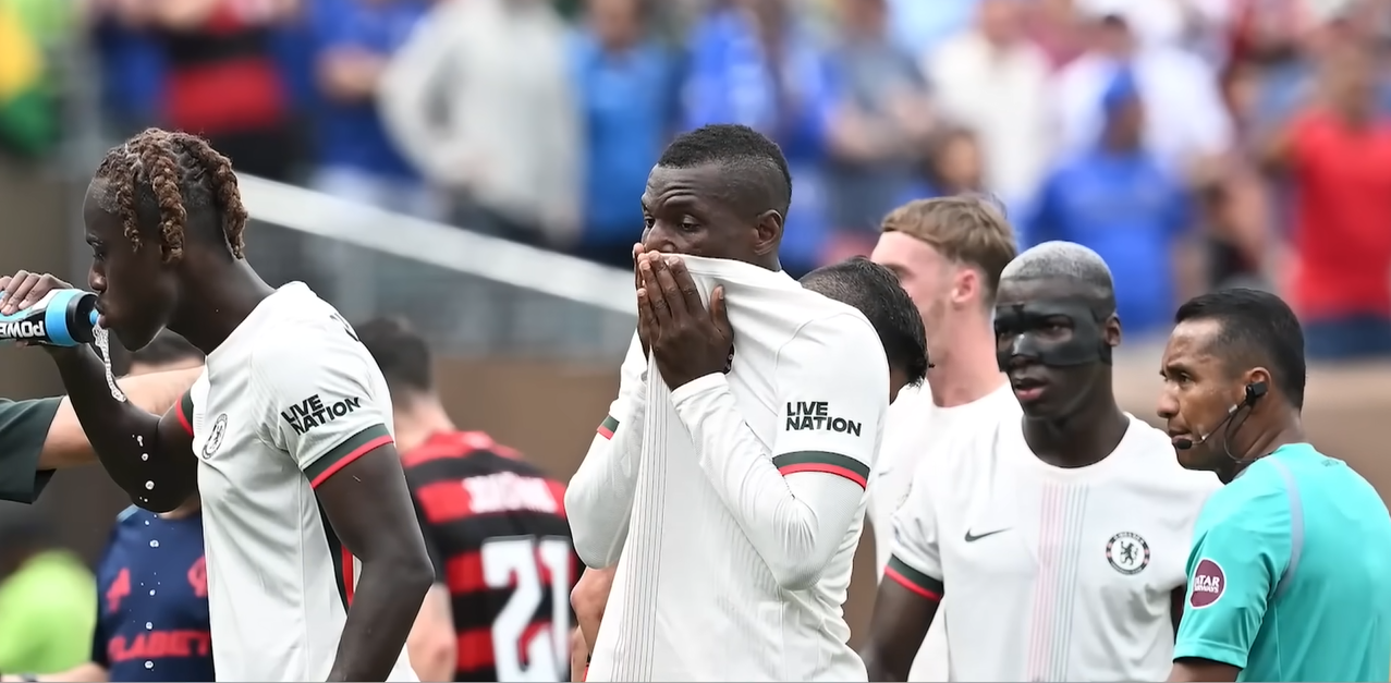 Nicolas Got Red against Flamengo