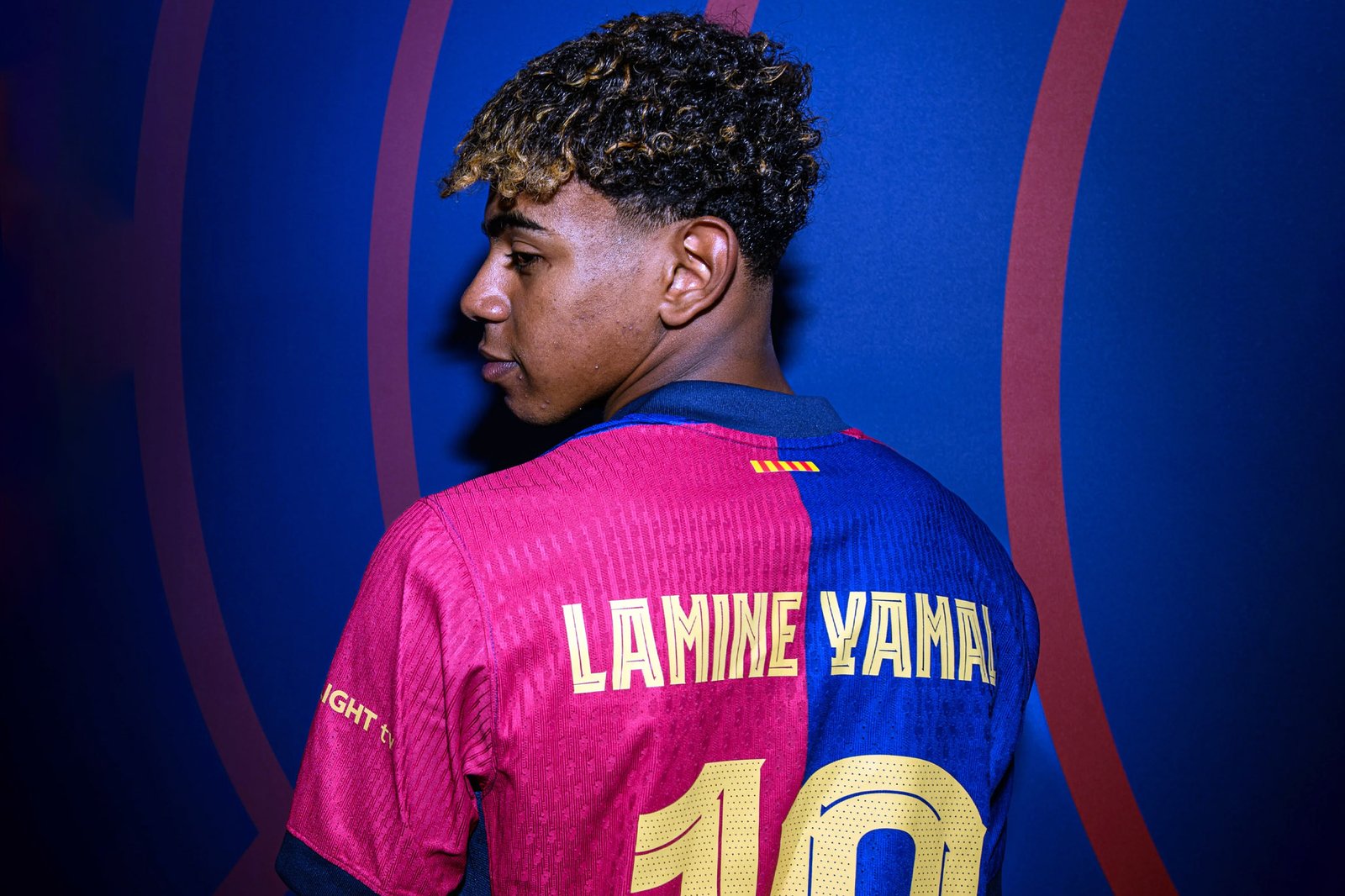 Barcelona gives lamine yamal number 10 jersey